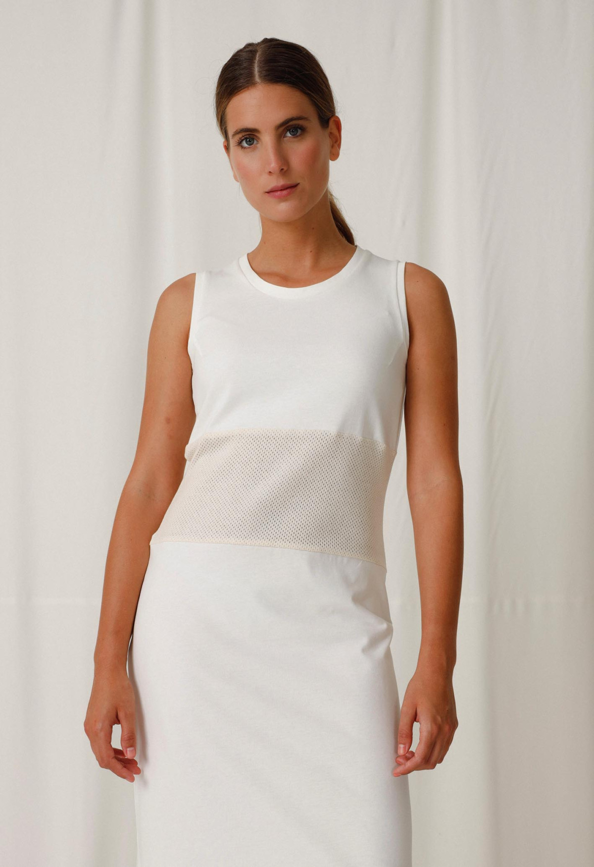 V10 Dress Valida White/Beige